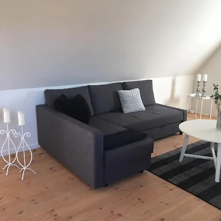 Bed & Breakfast Sleepover